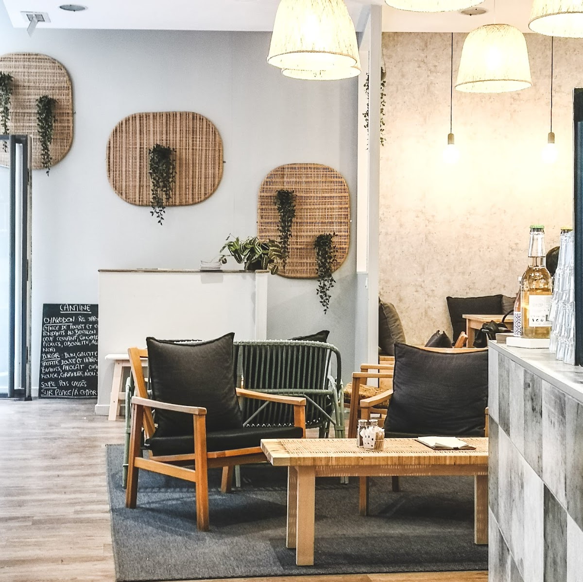 Restaurant TOMĒ Café . Restaurant . Coffee Shop à Lyon