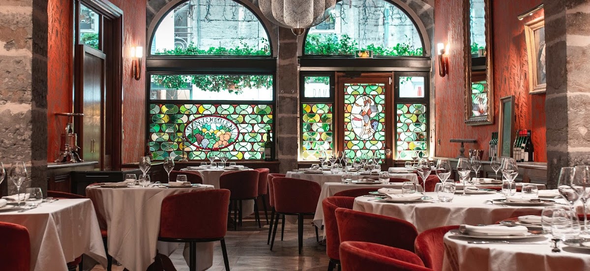Restaurant Léon de Lyon Restaurant Gastronomique à Lyon