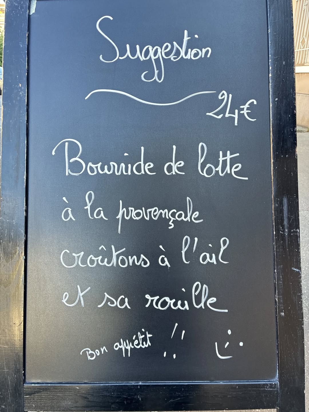 Coté Château sur Instagram