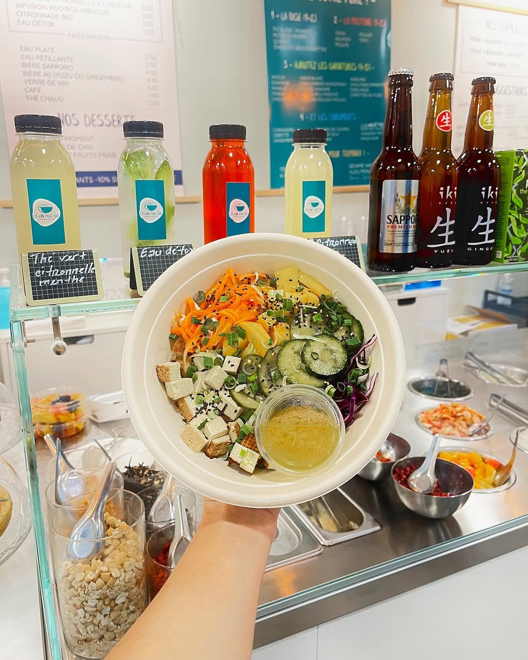 Ly-Lan Poke Bar Lyon 2 sur Instagram