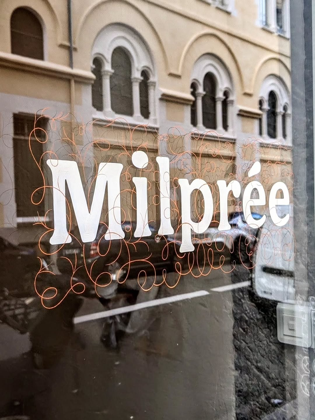 Milprée sur Instagram