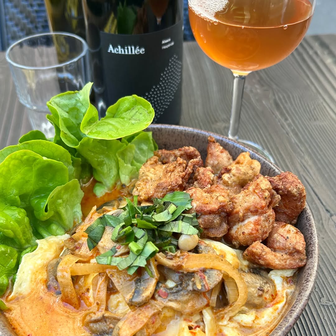 Suc Süc (สุก-สุข) sur Instagram