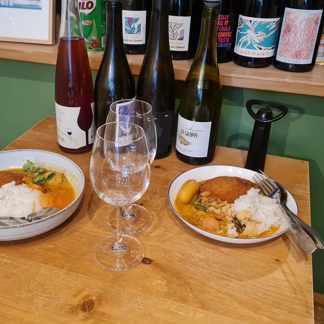 Suc Süc (สุก-สุข) sur Instagram