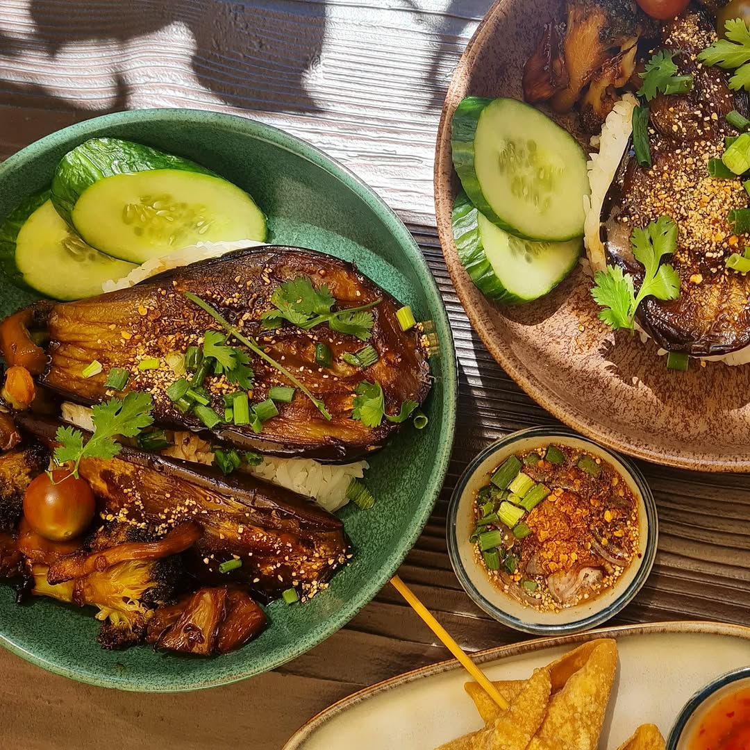 Suc Süc (สุก-สุข) sur Instagram