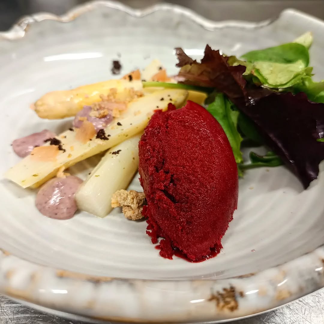 Enracinés (restaurant végan) sur Instagram