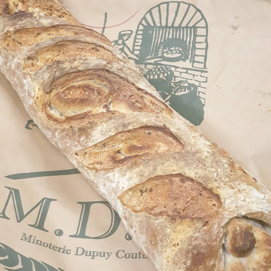 El bar Debourg sur Instagram