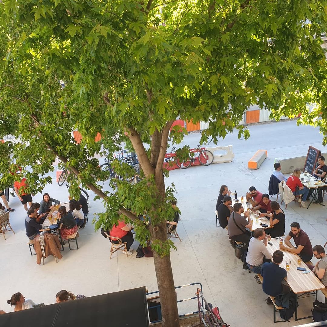 El bar Debourg sur Instagram