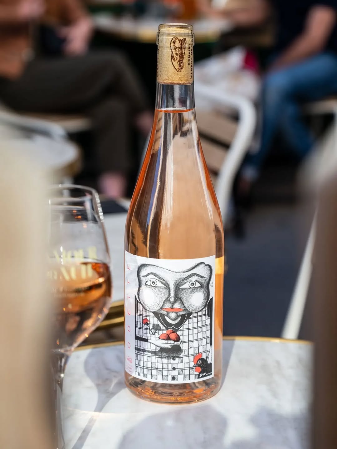 L'Amour de Nuit sur Instagram